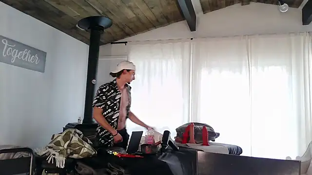 DylanBrook online show from 17, 4, 2026