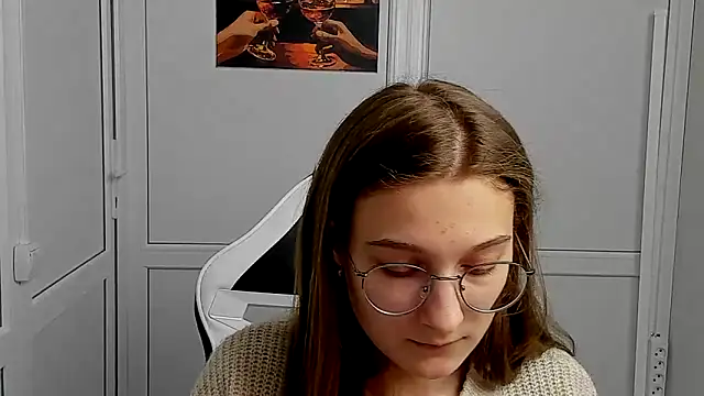 Snapshot of Mia_kristal chatting on 3, 4, 2026 Mia kristal online show from 3, 4, 2026