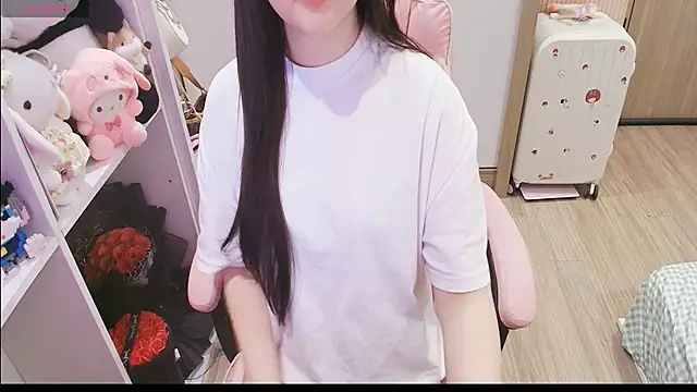 Snapshot of Nana_Chu chatting on 14, 4, 2026 Nana Chu online show from 14, 4, 2026