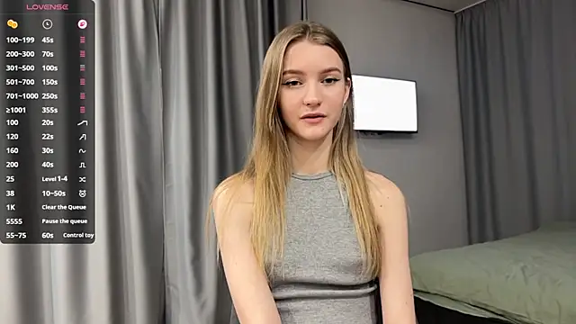 Snapshot of MelissaEvenns chatting on 13, 4, 2026 MelissaEvenns online show from 13, 4, 2026