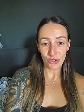Snapshot of NicoleKaiser chatting on 13, 6, 2026 NicoleKaiser online show from 13, 6, 2026