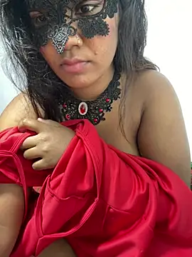 Snapshot of honeyi_babe chatting on 24, 6, 2026 honeyi babe online show from 24, 6, 2026
