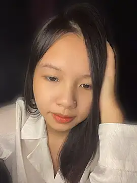 Snapshot of Link-mii chatting on 11, 7, 2026 Link-mii online show from 11, 7, 2026