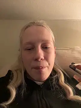 Snapshot of LeniMaria chatting on 27, 3, 2026 LeniMaria online show from 27, 3, 2026