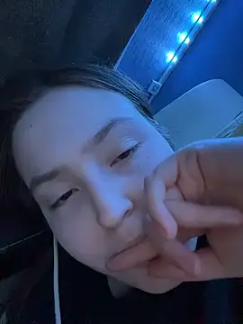 Snapshot of charmingggirl chatting on 31, 3, 2026 charmingggirl online show from 31, 3, 2026