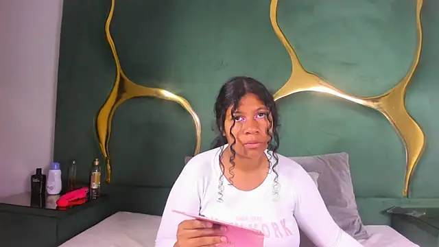 Snapshot of taty_sexxx chatting on 27, 4, 2026 taty sexxx online show from 27, 4, 2026