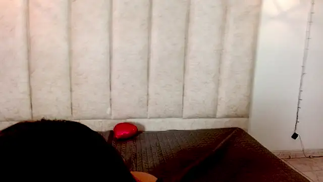 Snapshot of sweetbloomcs chatting on 11, 4, 2026 sweetbloomcs online show from 11, 4, 2026