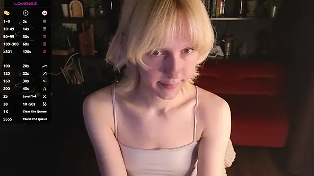 Snapshot of holyedward chatting on 17, 7, 2026 holyedward online show from 17, 7, 2026