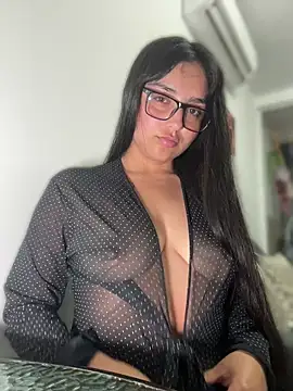 Snapshot of 1_Scarllet_ chatting on 16, 4, 2026 1 Scarllet online show from 16, 4, 2026