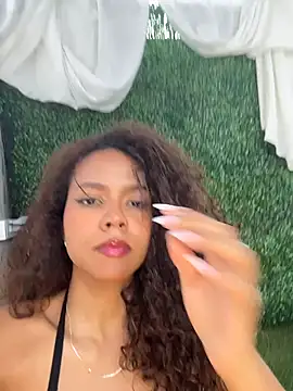 Snapshot of CurlyOopsieXXX chatting on 1, 7, 2026 CurlyOopsieXXX online show from 1, 7, 2026