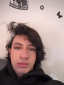 Snapshot of Emmyy_Fantasy chatting on 18, 4, 2026 Emmyy Fantasy online show from 18, 4, 2026