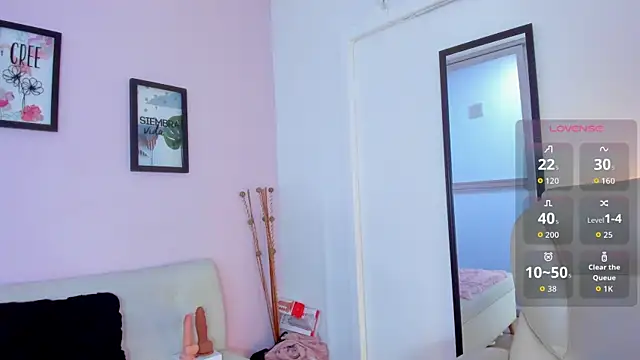 lovely kristal online show from 25, 6, 2026