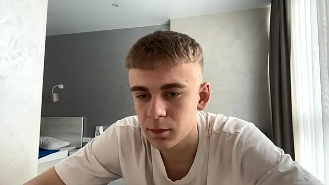 Snapshot of SoloFury chatting on 16, 4, 2026 SoloFury online show from 16, 4, 2026