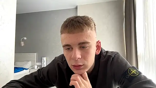 Snapshot of SoloFury chatting on 29, 4, 2026 SoloFury online show from 29, 4, 2026