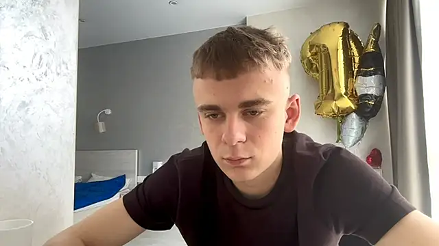 Snapshot of SoloFury chatting on 27, 5, 2026 SoloFury online show from 27, 5, 2026