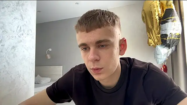 Snapshot of SoloFury chatting on 19, 6, 2026 SoloFury online show from 19, 6, 2026