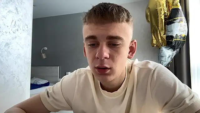 Snapshot of SoloFury chatting on 23, 6, 2026 SoloFury online show from 23, 6, 2026