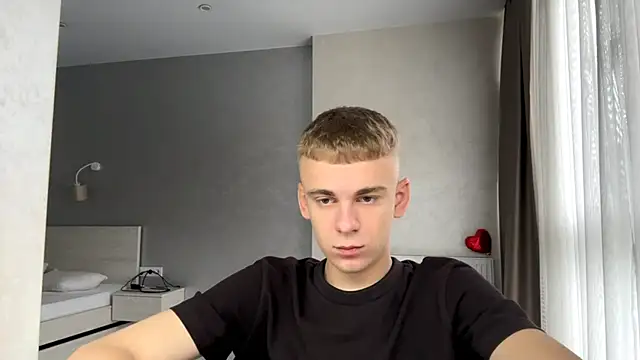 Snapshot of SoloFury chatting on 10, 7, 2026 SoloFury online show from 10, 7, 2026