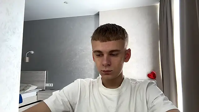 Snapshot of SoloFury chatting on 22, 7, 2026 SoloFury online show from 22, 7, 2026