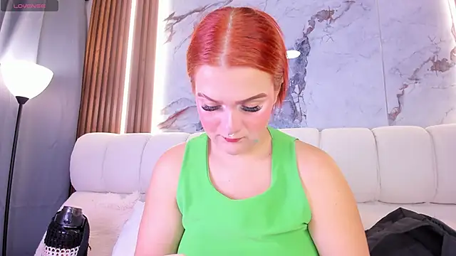 Snapshot of melanieklaus2 chatting on 26, 5, 2026 melanieklaus2 online show from 26, 5, 2026