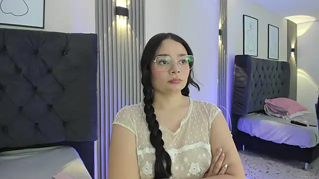 Snapshot of Lizeth_Vega chatting on 17, 4, 2026 Lizeth Vega online show from 17, 4, 2026