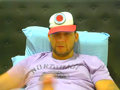 Snapshot of altenori chatting on 1, 4, 2026 altenori online show from 1, 4, 2026