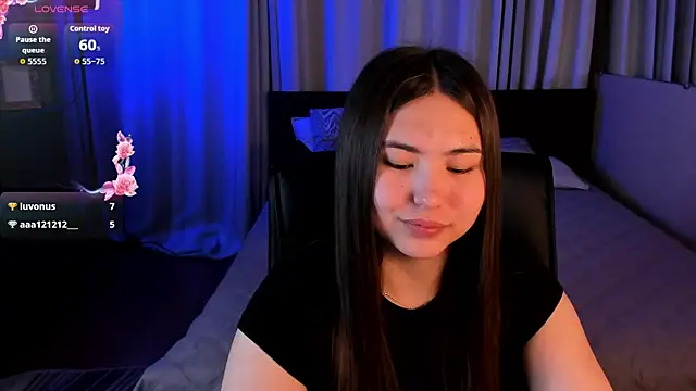 IceIcebabe  online show from 27, 5, 2026