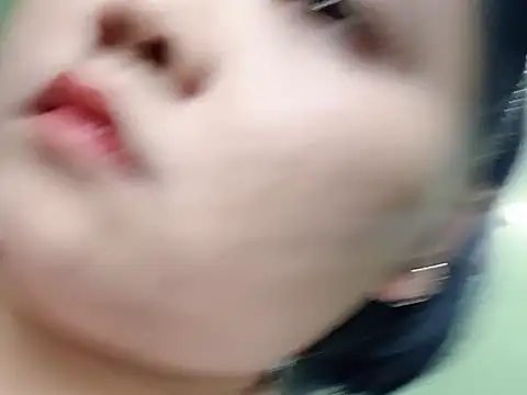 Snapshot of Nhanlu009 chatting on 29, 4, 2026 Nhanlu009 online show from 29, 4, 2026