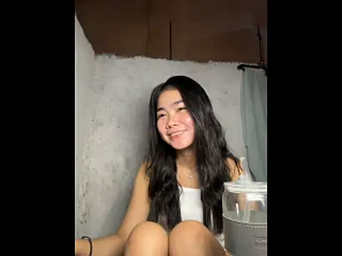 Snapshot of beautyasian23 chatting on 19, 4, 2026 beautyasian23 online show from 19, 4, 2026