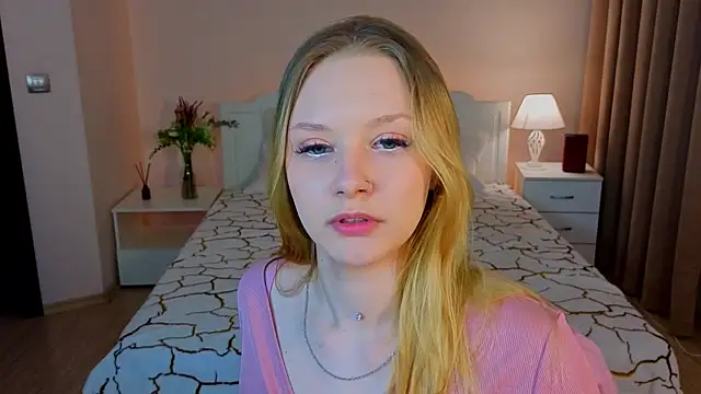 Snapshot of StaceyyJones chatting on 29, 4, 2026 StaceyyJones online show from 29, 4, 2026