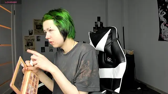 Snapshot of LittleKittenStar chatting on 30, 3, 2026 LittleKittenStar online show from 30, 3, 2026