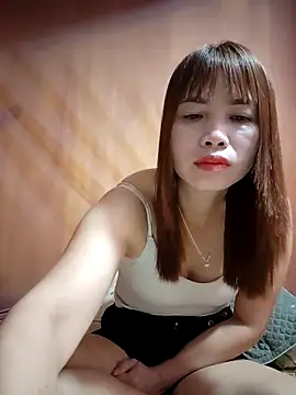 Snapshot of Reeoo-93 chatting on 15, 4, 2026 Reeoo-93 online show from 15, 4, 2026