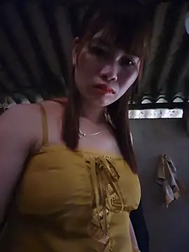 Snapshot of Reeoo-93 chatting on 6, 5, 2026 Reeoo-93 online show from 6, 5, 2026