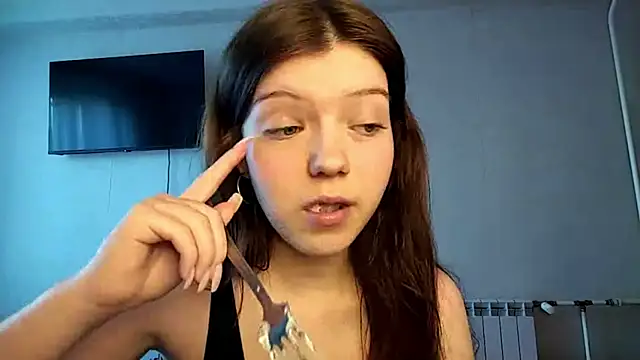 Snapshot of Helgawithyou chatting on 24, 4, 2026 Helgawithyou online show from 24, 4, 2026