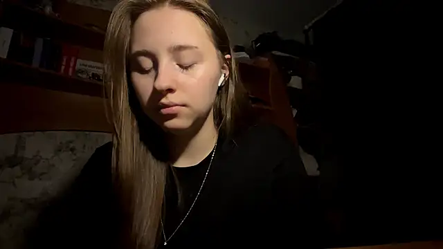 Snapshot of Vickyfaith chatting on 29, 3, 2026 Vickyfaith online show from 29, 3, 2026