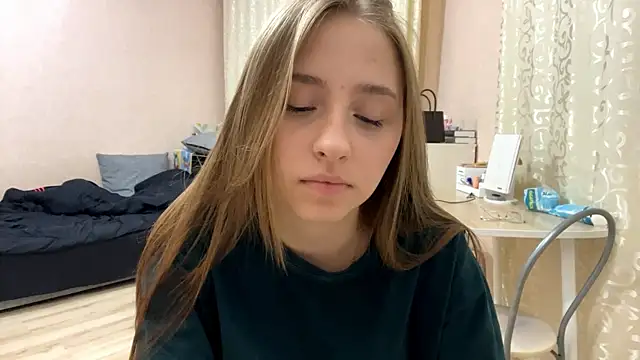 Snapshot of Vickyfaith chatting on 15, 4, 2026 Vickyfaith online show from 15, 4, 2026