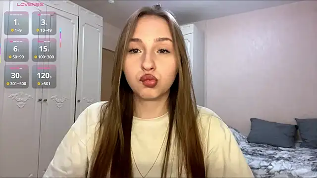 Snapshot of Vickyfaith chatting on 28, 4, 2026 Vickyfaith online show from 28, 4, 2026