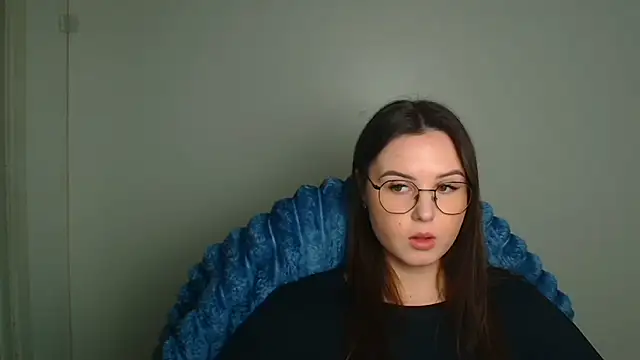 Nika nik a online show from 20, 3, 2026