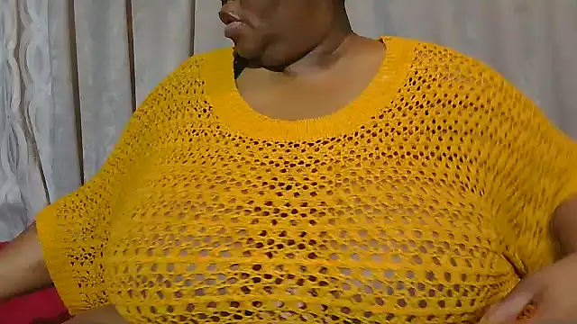 Snapshot of MrsGoddessScarlet chatting on 2, 5, 2026 MrsGoddessScarlet online show from 2, 5, 2026