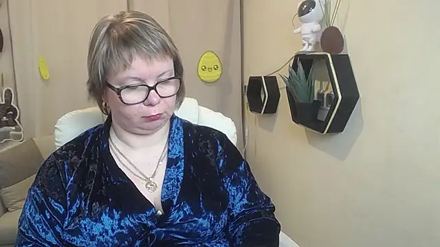 Snapshot of BonnnyBoobsy chatting on 11, 4, 2026 BonnnyBoobsy online show from 11, 4, 2026