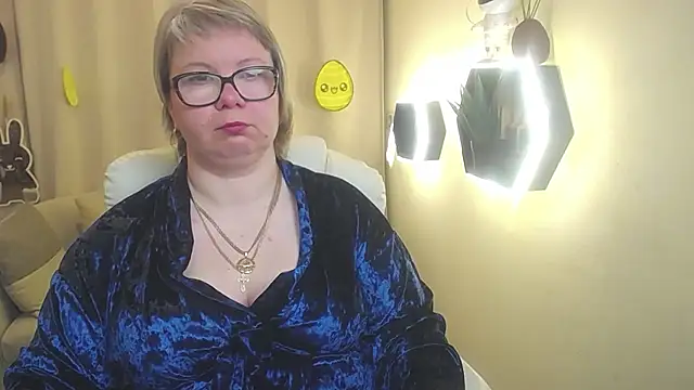 Snapshot of BonnnyBoobsy chatting on 14, 4, 2026 BonnnyBoobsy online show from 14, 4, 2026