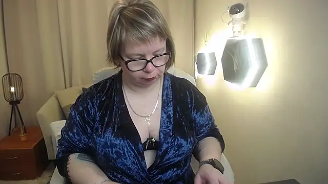 Snapshot of BonnnyBoobsy chatting on 23, 4, 2026 BonnnyBoobsy online show from 23, 4, 2026