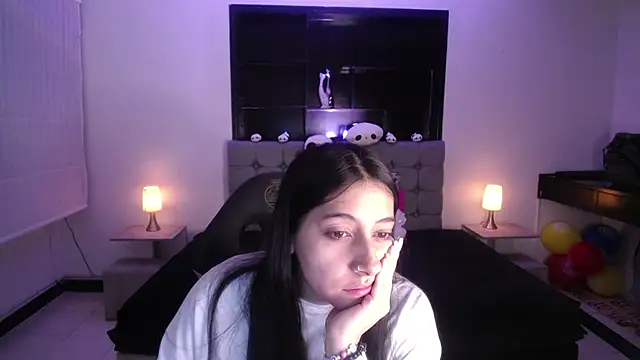 Snapshot of Melannyy_V chatting on 12, 7, 2026 Melannyy V online show from 12, 7, 2026