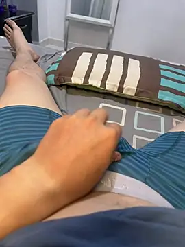 Snapshot of leonel37- chatting on 28, 3, 2026 leonel37- online show from 28, 3, 2026