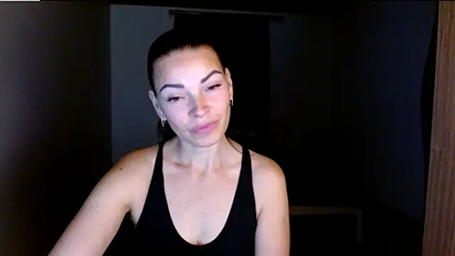 Snapshot of Ivorymuse_ chatting on 20, 5, 2026 Ivorymuse online show from 20, 5, 2026