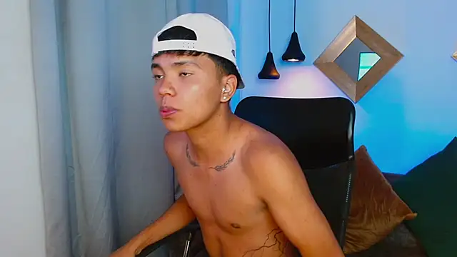Snapshot of thiagosterling chatting on 27, 4, 2026 thiagosterling online show from 27, 4, 2026
