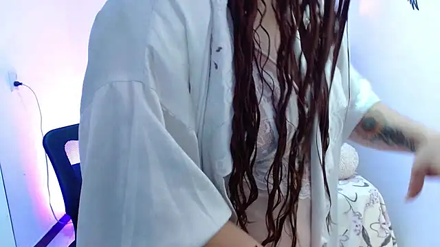 Luna cur online show from 25, 3, 2026