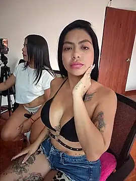 Noa rousse01 online show from 24, 3, 2026