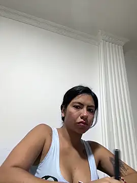 Snapshot of Noa_rousse01 chatting on 30, 3, 2026 Noa rousse01 online show from 30, 3, 2026