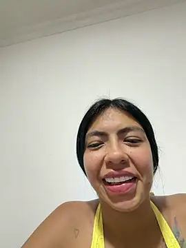 Snapshot of Noa_rousse01 chatting on 1, 4, 2026 Noa rousse01 online show from 1, 4, 2026